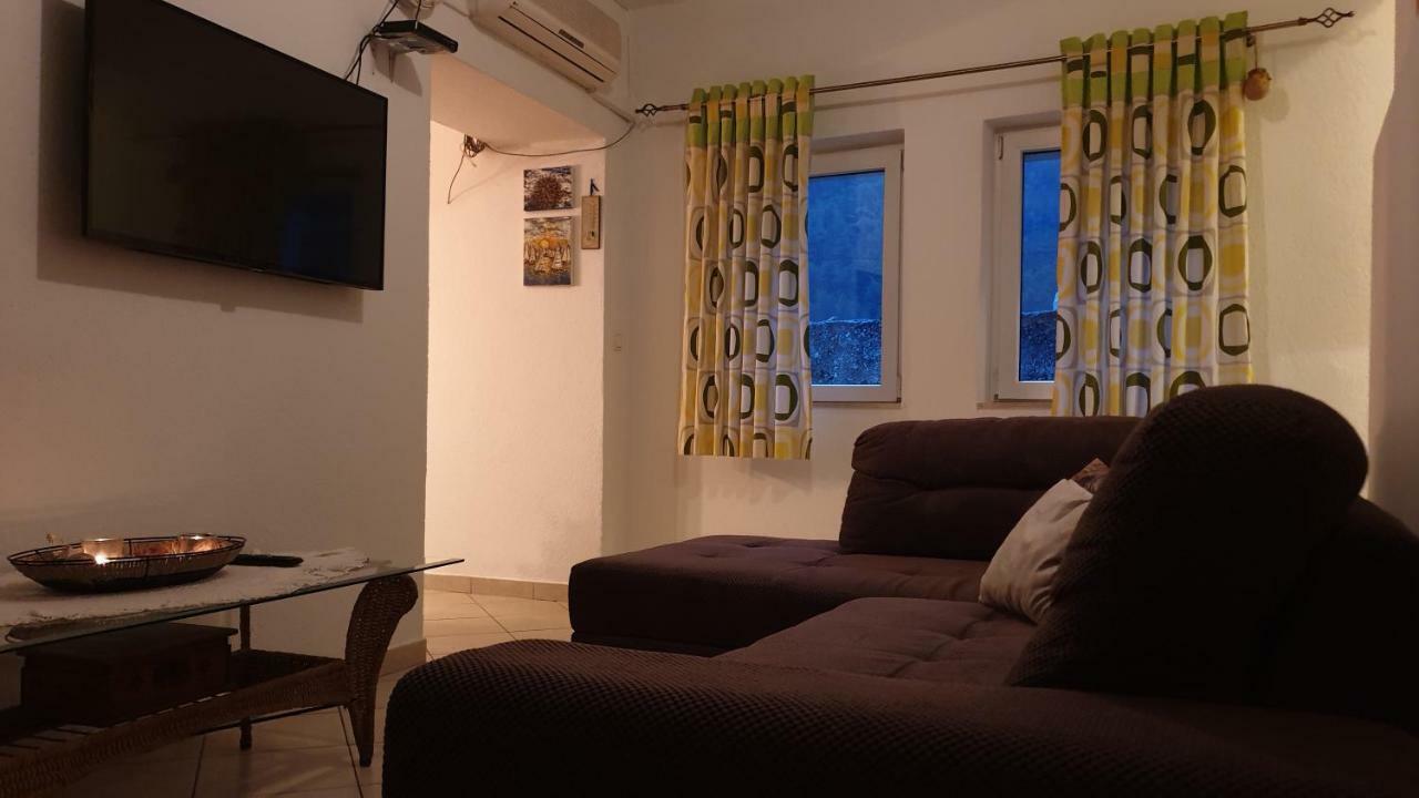 Pitve Apartman Biserka מראה חיצוני תמונה